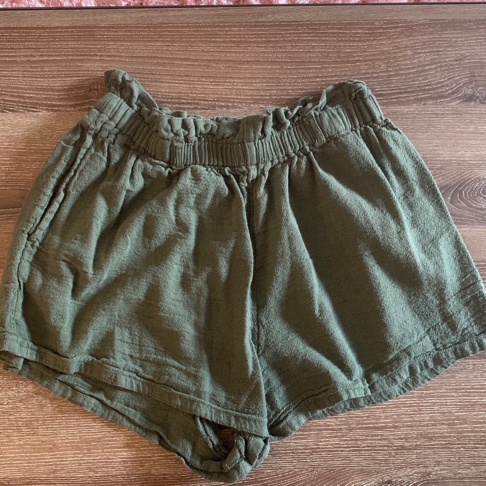 Green Hollister Paperbag Waist Shorts